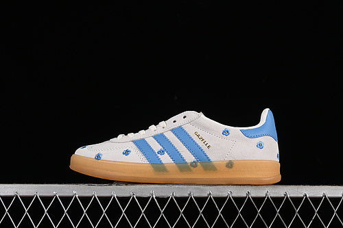 Gazelle Indoor Light - Blue Floral