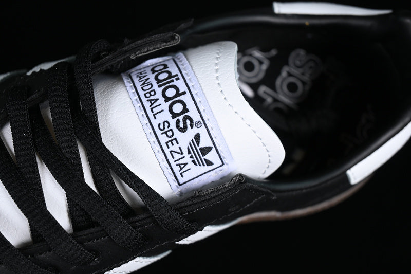 adidasUnisex Samba x Spezial - Black