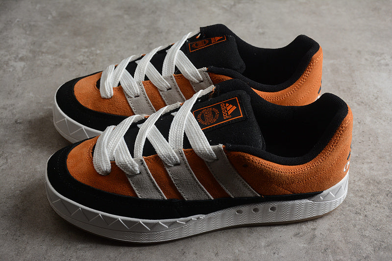 adidasUnisex Adimatic - Orange