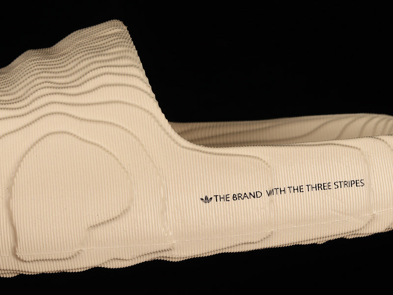 adidasUnisex Adilette 22 - BEIGE  Slides