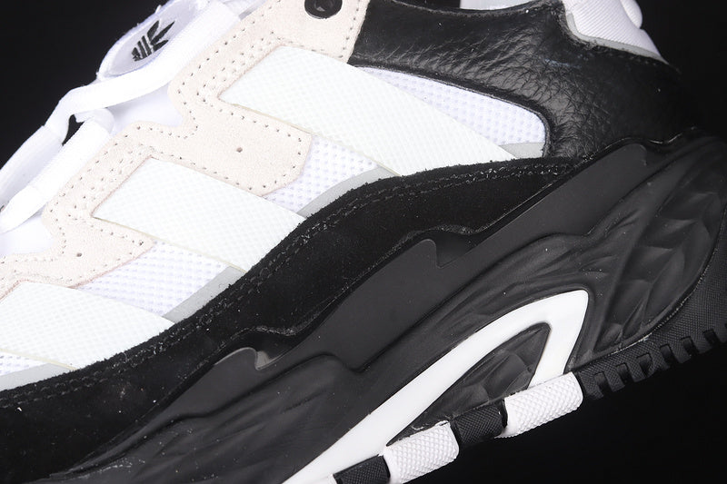 adidasUnisex Niteball - White/Black