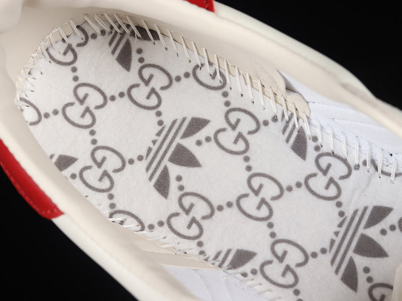 adidasUnisex x Gucci Gazelle - White