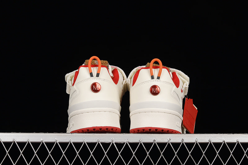 Home Alone x adidasUnisex Forum Low - Red