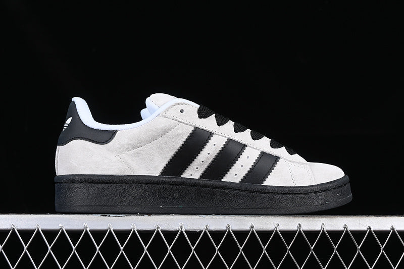 adidasUnisex Campus 00s - Panda