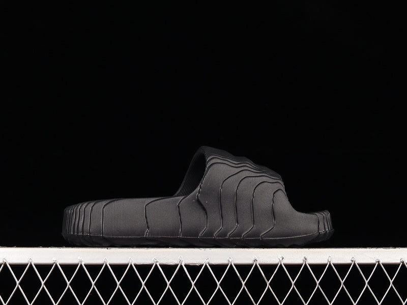 adidasUnisex Adilette 22 - Carbon  Slides