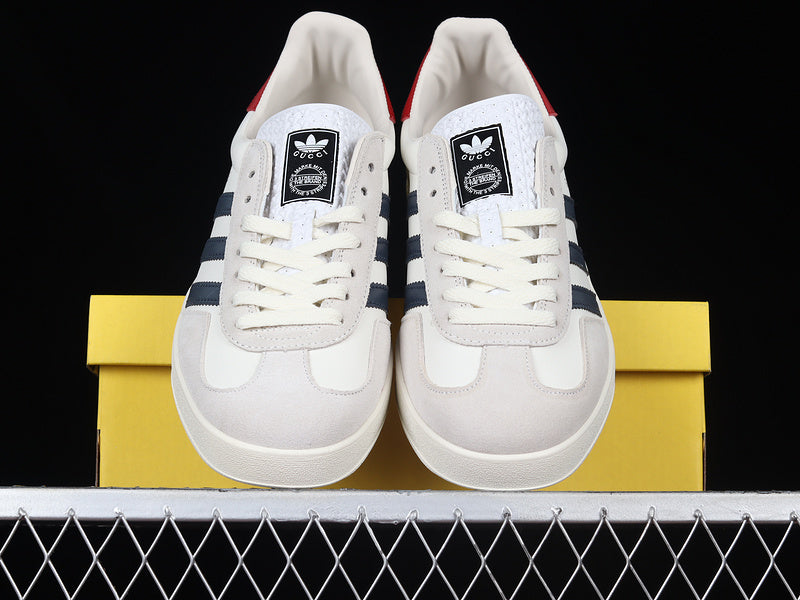 adidasUnisex x Gucci Gazelle - White