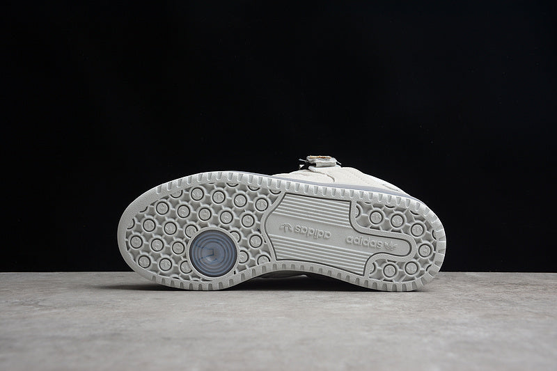 adidasUnisex Bad Bunny - Grey