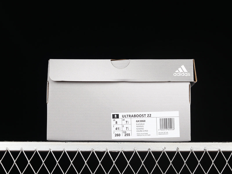 adidasUnisex UltraBoost 22 - Magic Grey