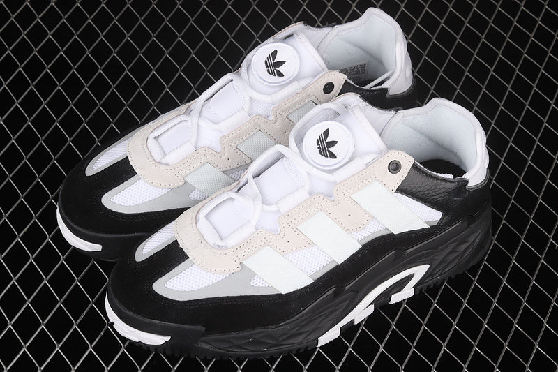 adidasUnisex Niteball - White/Black