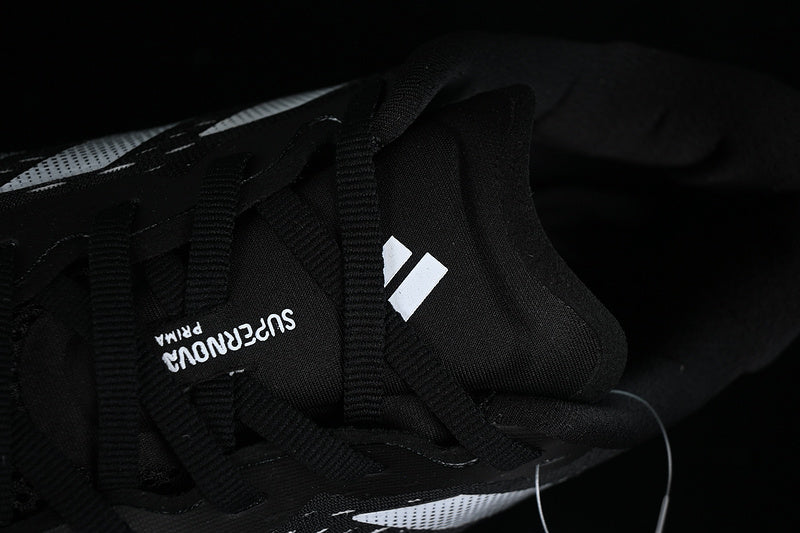 adidasUnisex Supernova - Black