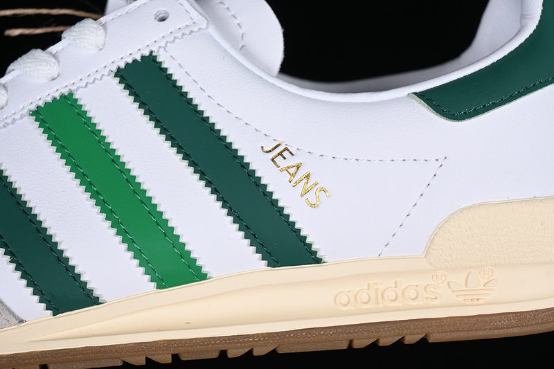 adidasOriginals Jeans - White