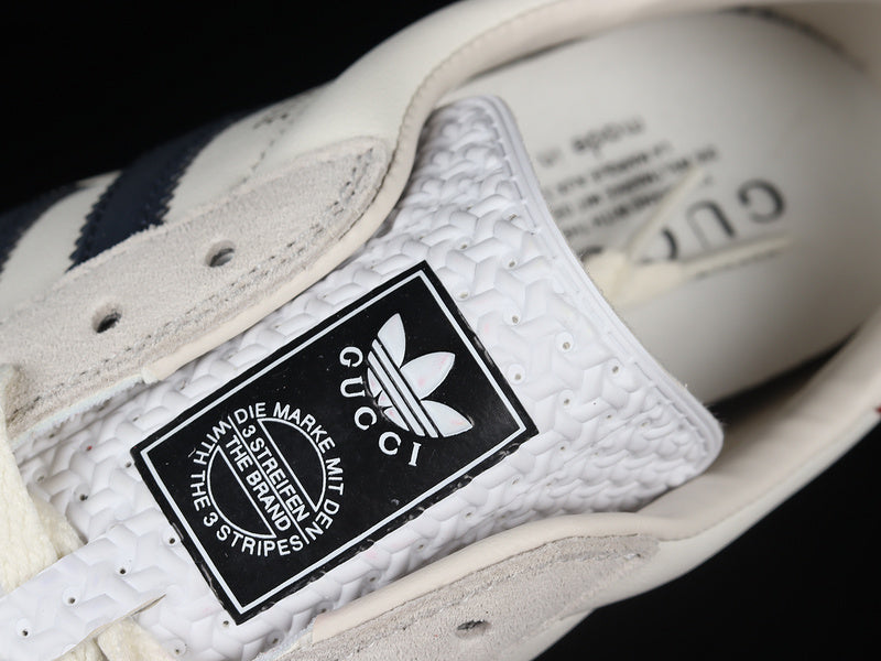 adidasUnisex x Gucci Gazelle - White