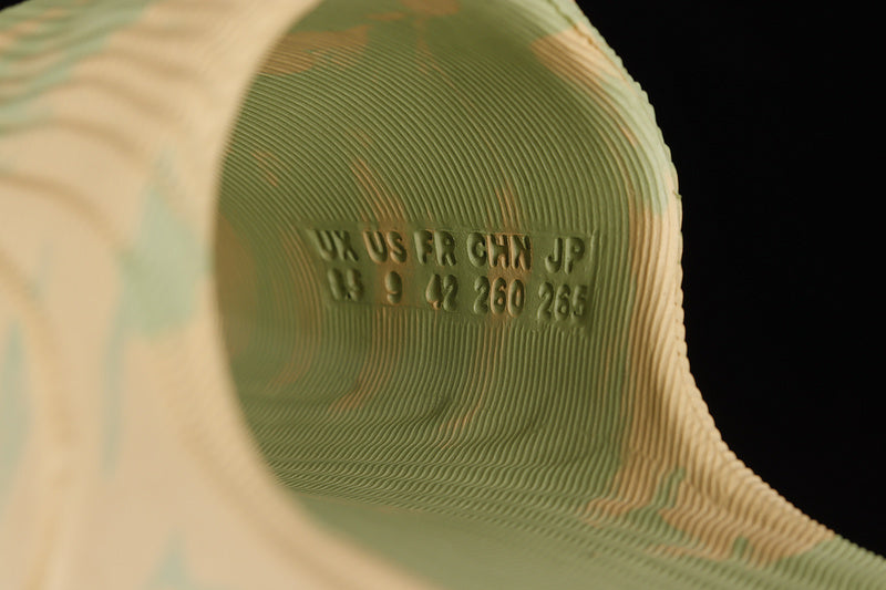 adidasUnisex Adilette 22 - Sand/Lime Slides