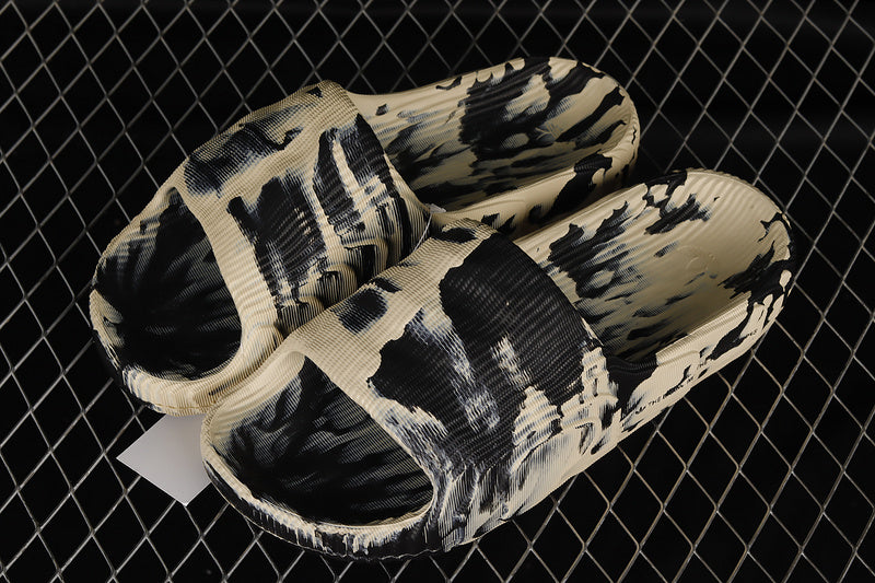 adidasUnisex Adilette 22 - Carbon Aluminum Slides