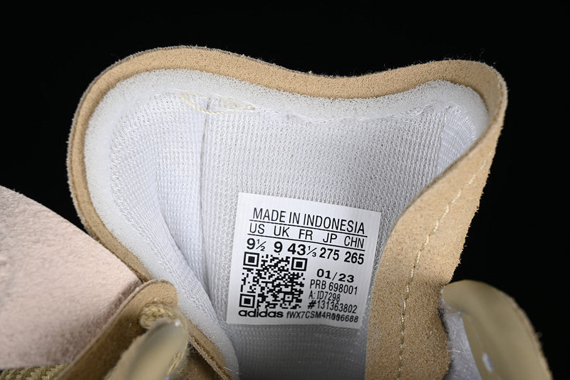 Ronnie Fieg x Clarks x 8th Street Samba - Savannah