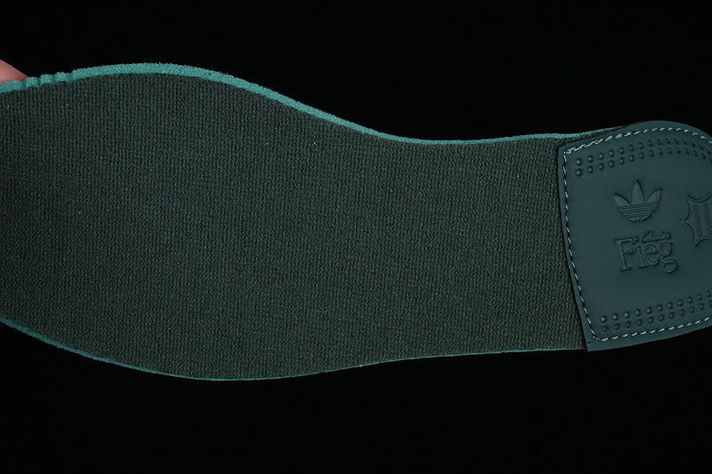 Ronnie Fieg x Clarks x 8th Street Samba 'Shadow Green'