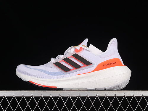 adidasUnisex Ultra Boost Light - White/Black