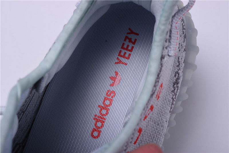 adidasUnisex Yeezy 350 V2 - Tint Blue
