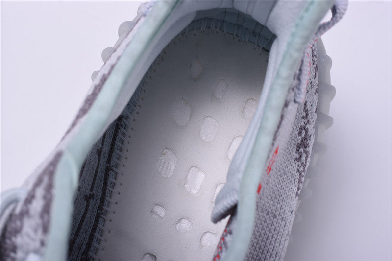 adidasUnisex Yeezy 350 V2 - Tint Blue