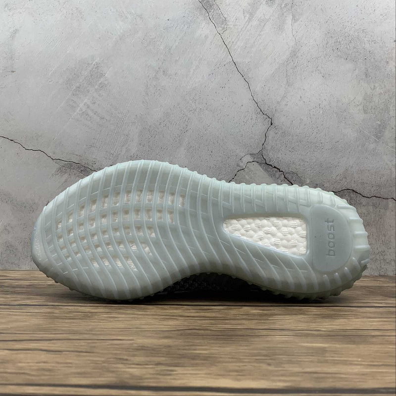 adidasUnisex Yeezy Boost 350 - Ash Blue
