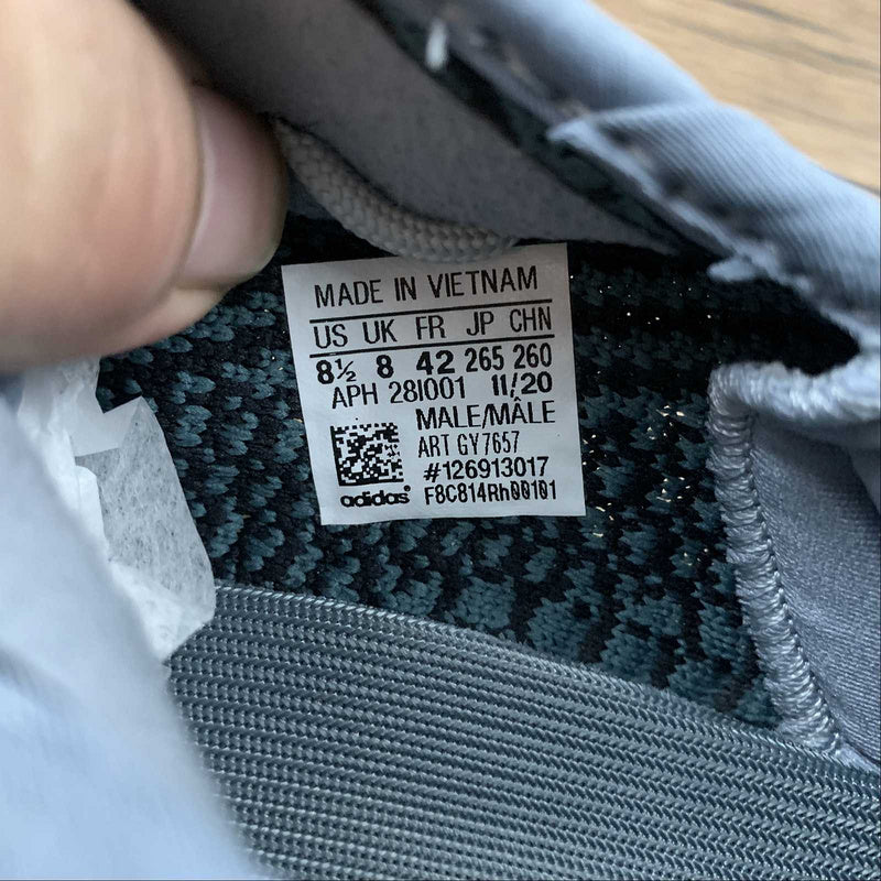 adidasUnisex Yeezy Boost 350 - Ash Blue