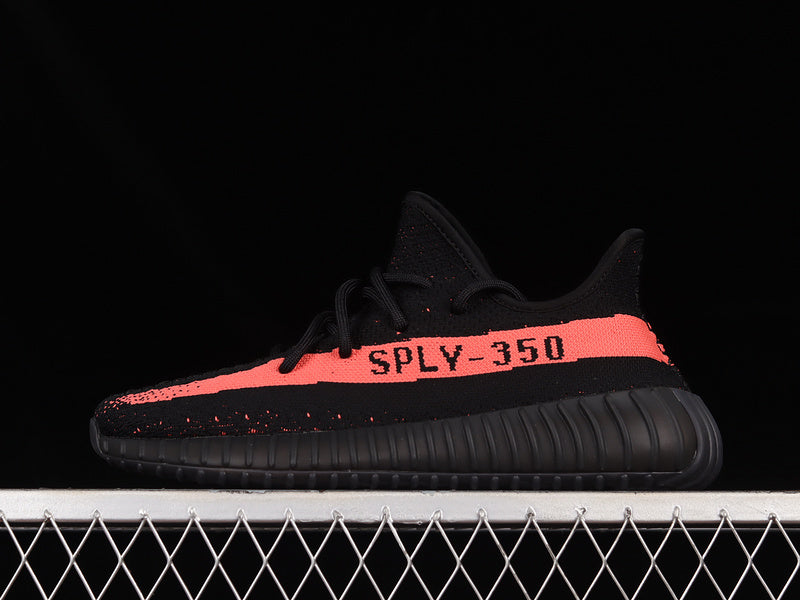 adidasUnisex Yeezy Boost 350 - Core Red