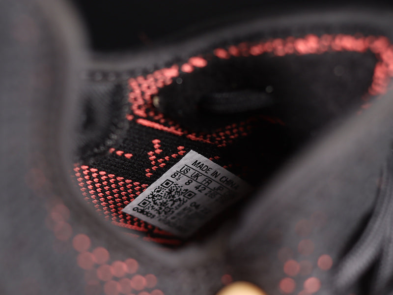 adidasUnisex Yeezy Boost 350 - Core Red