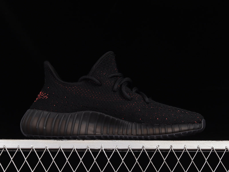 adidasUnisex Yeezy Boost 350 - Core Red