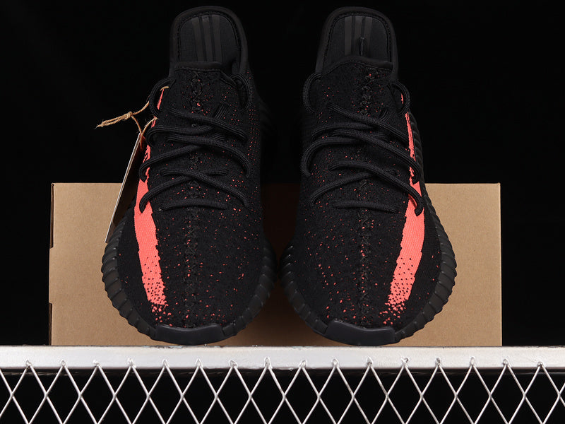 adidasUnisex Yeezy Boost 350 - Core Red