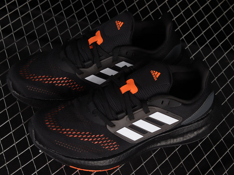 adidasUnisex Pureboost 22 - Black/orange