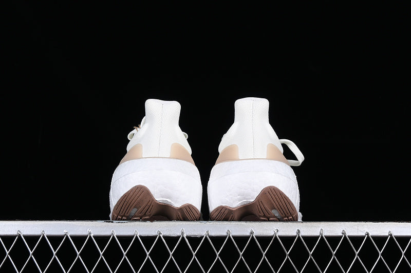 adidasUnisex Ultraboost Light 23 - Non Dyed
