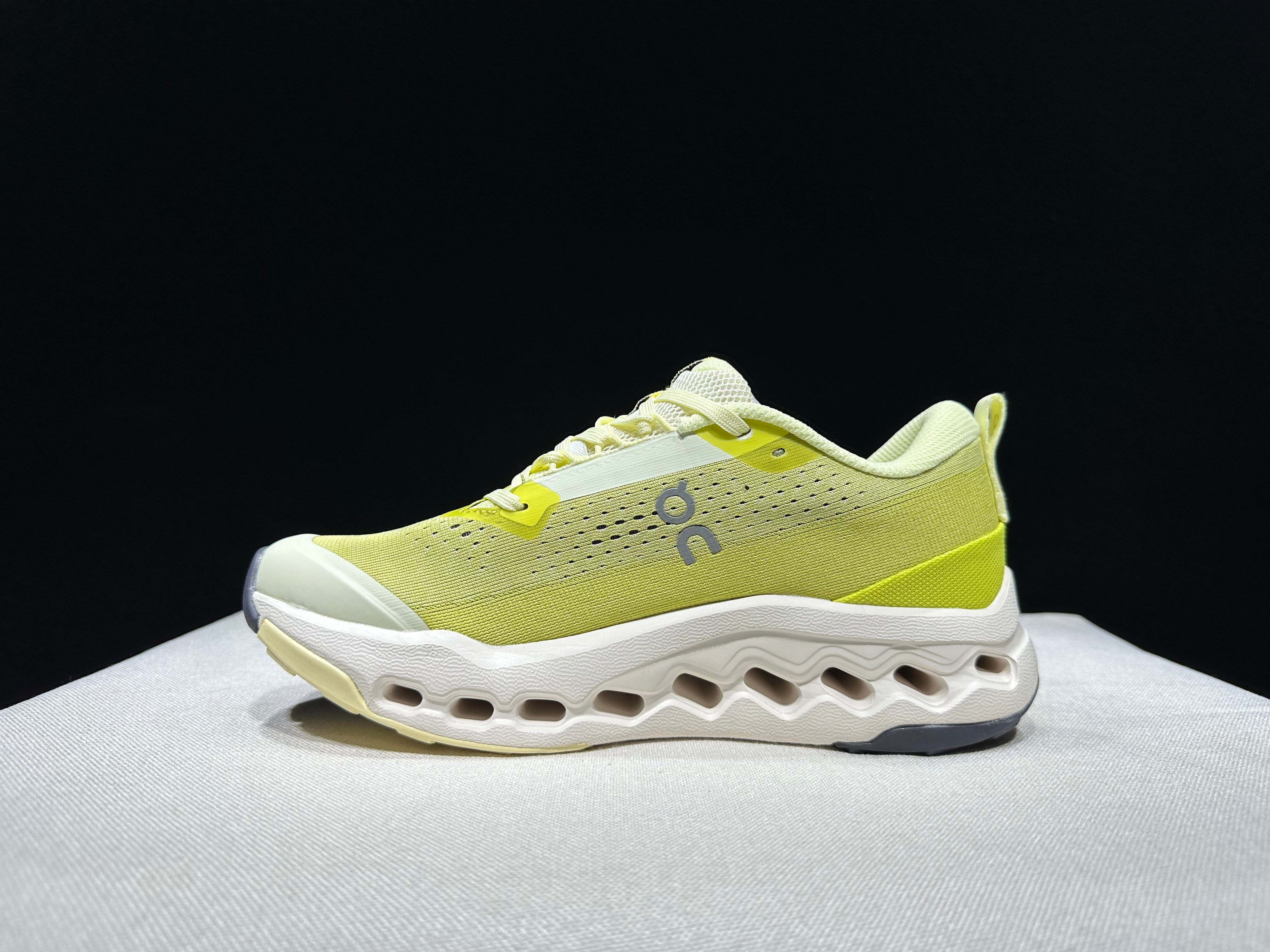 OnRunning Cloudsurfer Trail 2 - "Ivory Lime"