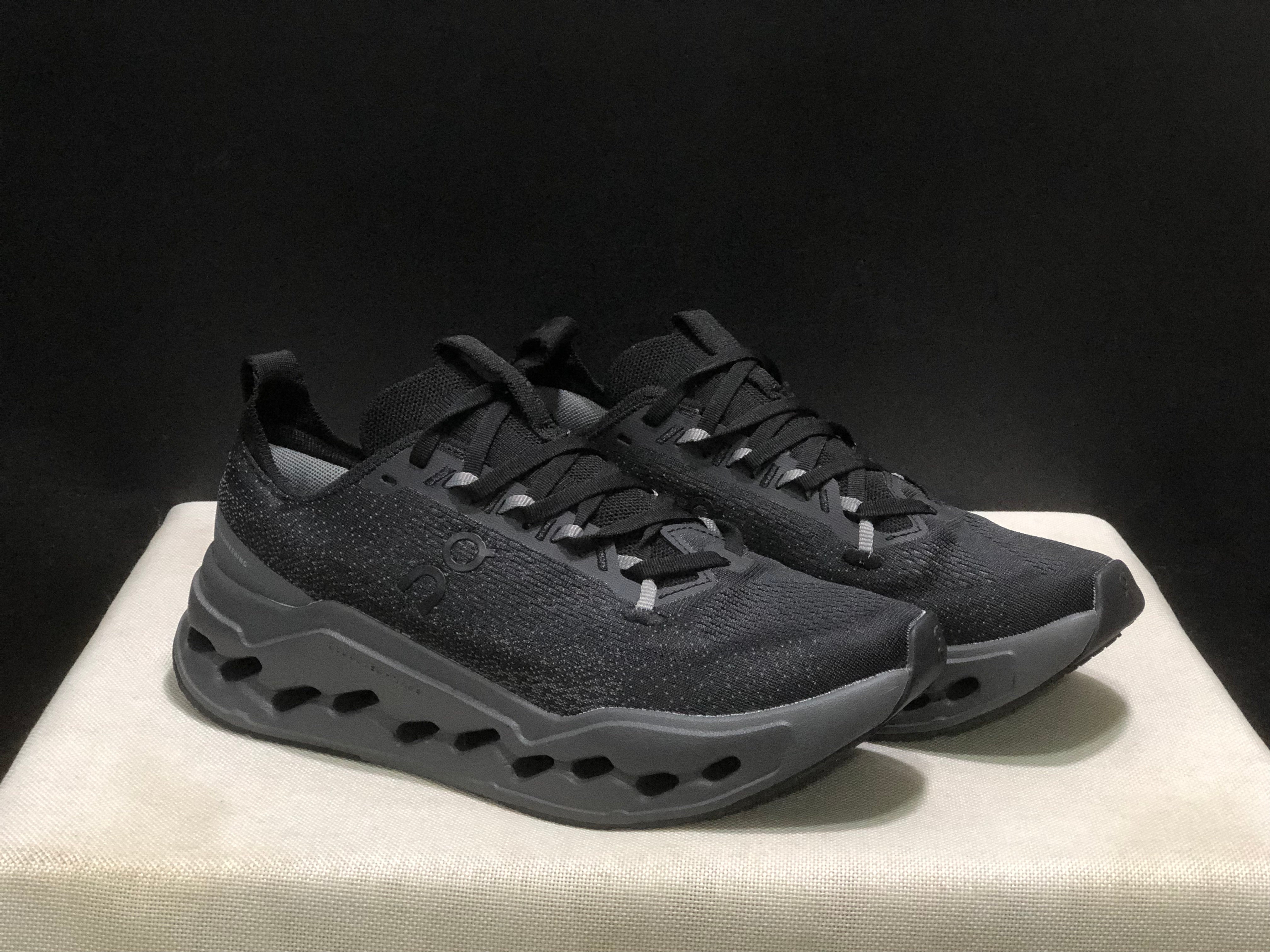 OnRunning Cloudsurfer Max - "Black Eclipse"
