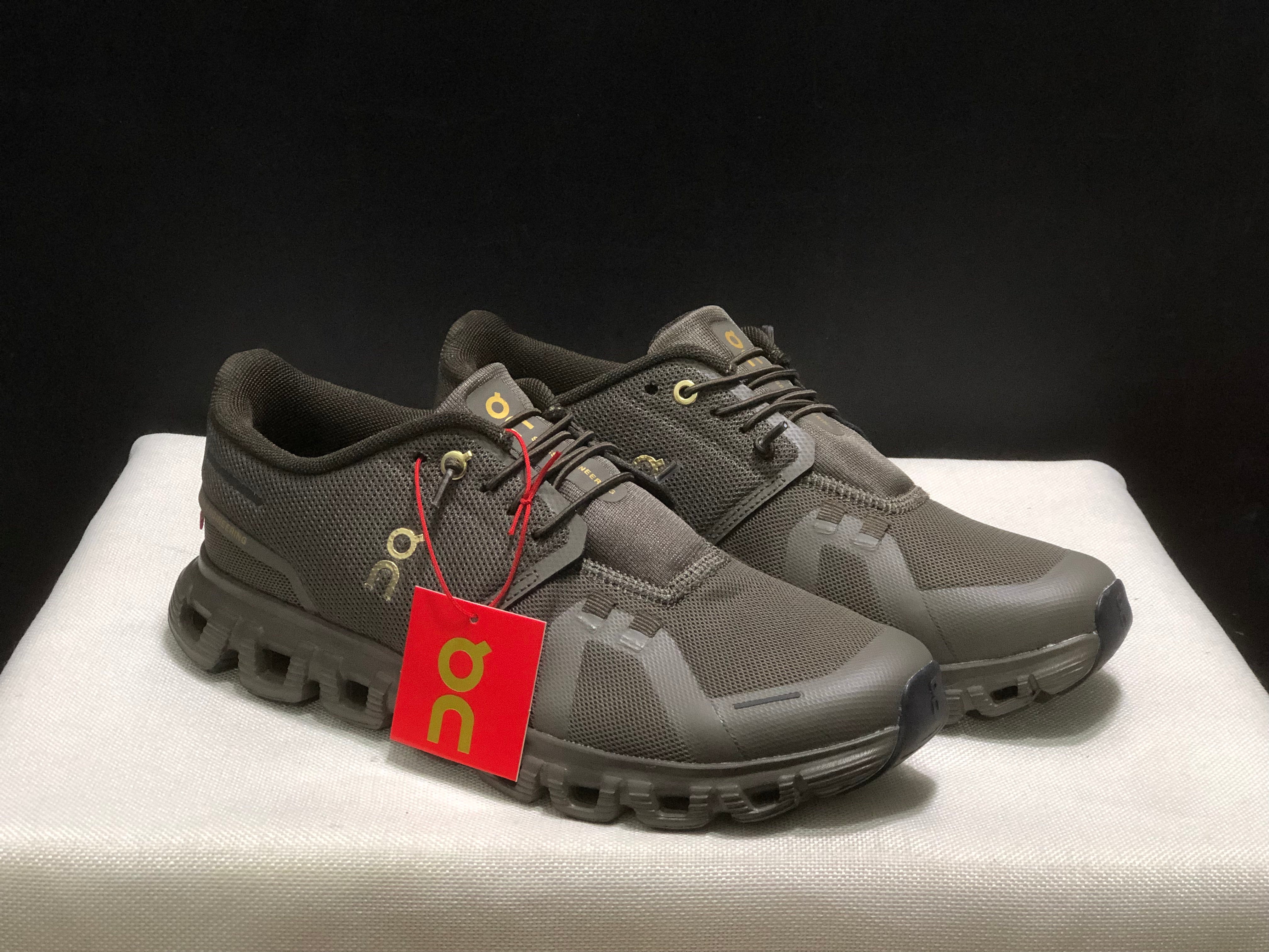 OnRunning Cloud 6 - "Year of the Horse"