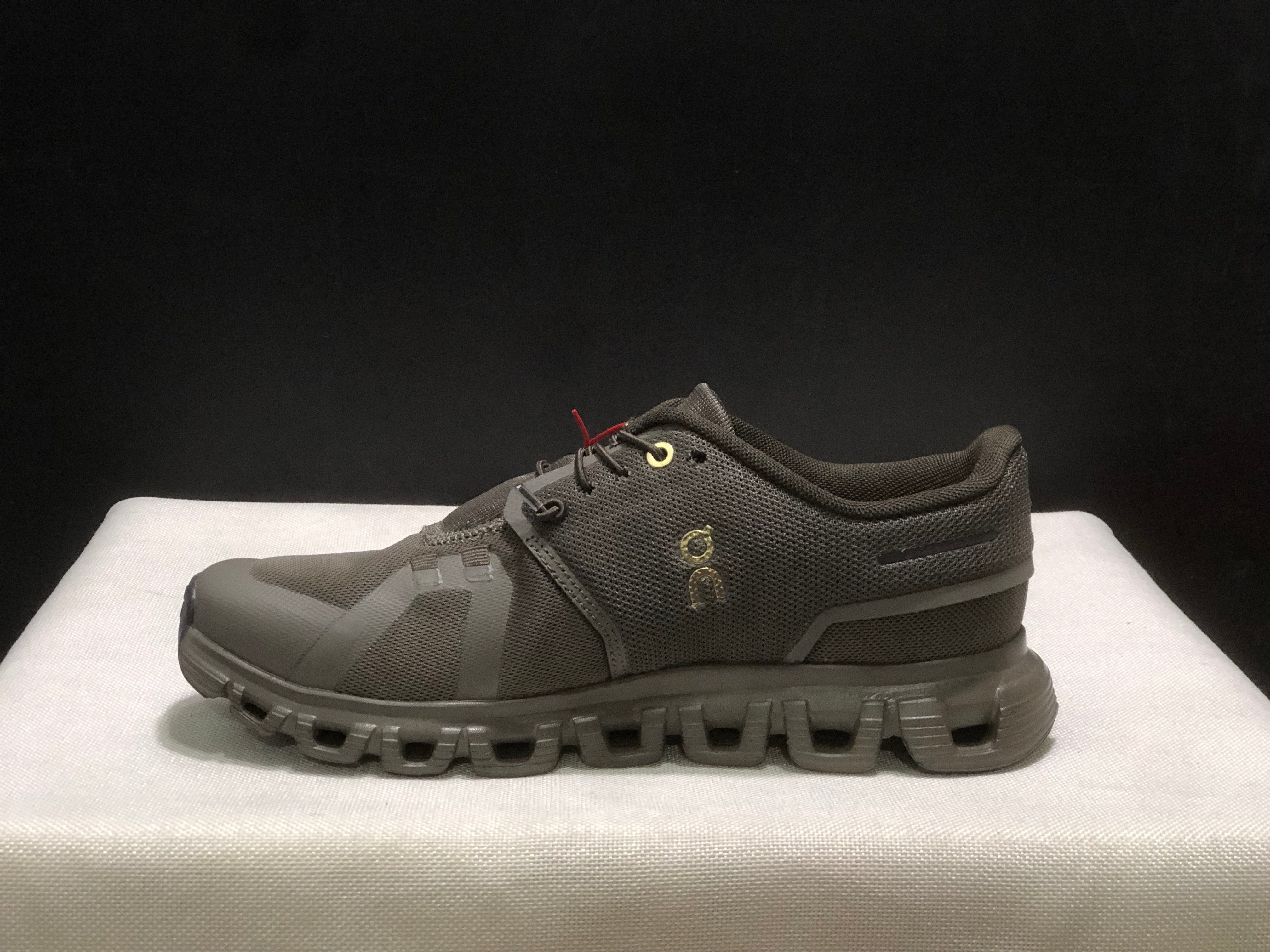 OnRunning Cloud 6 - "Year of the Horse"