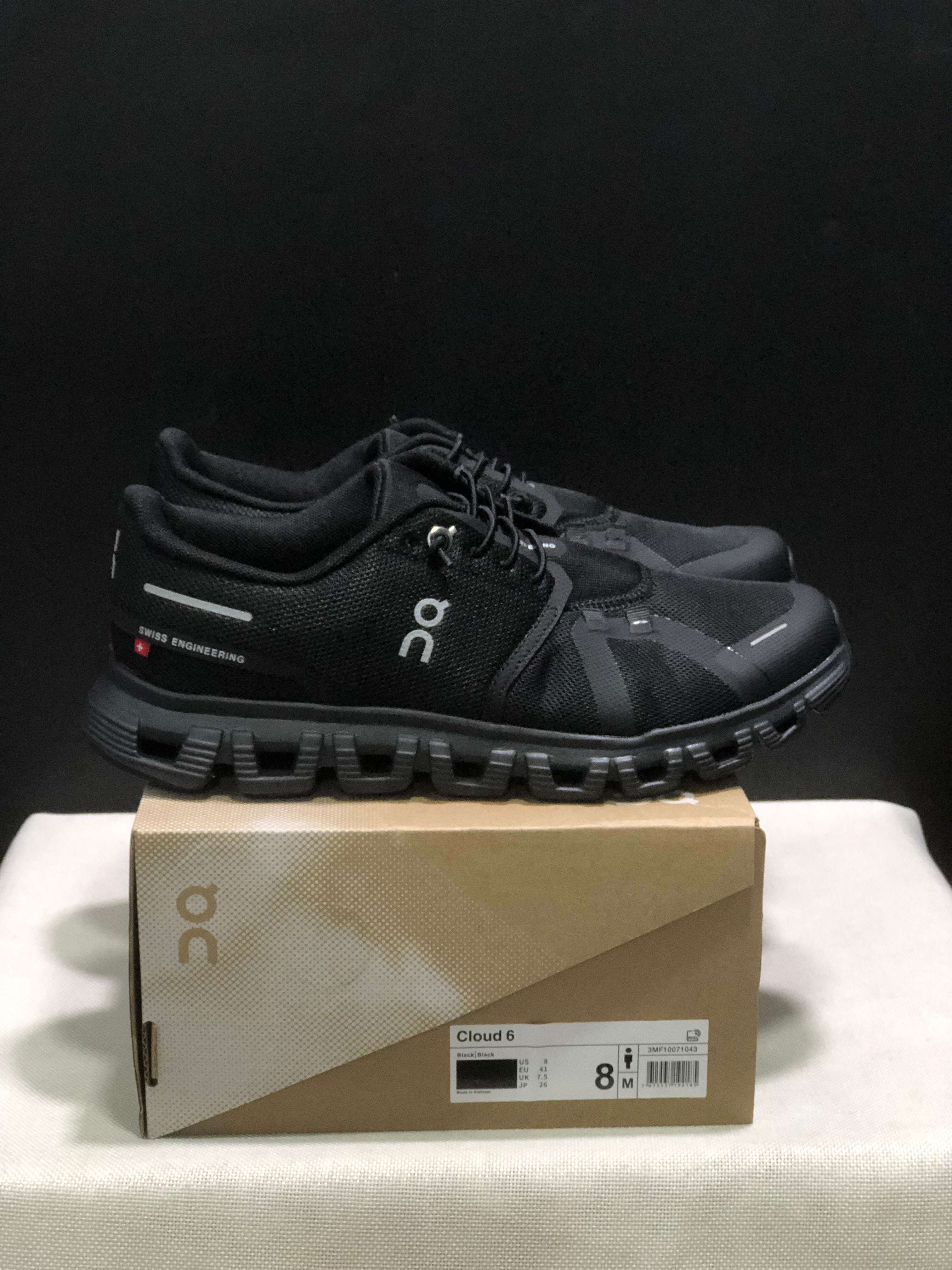 OnRunning Cloud 5 Waterproof - All Black