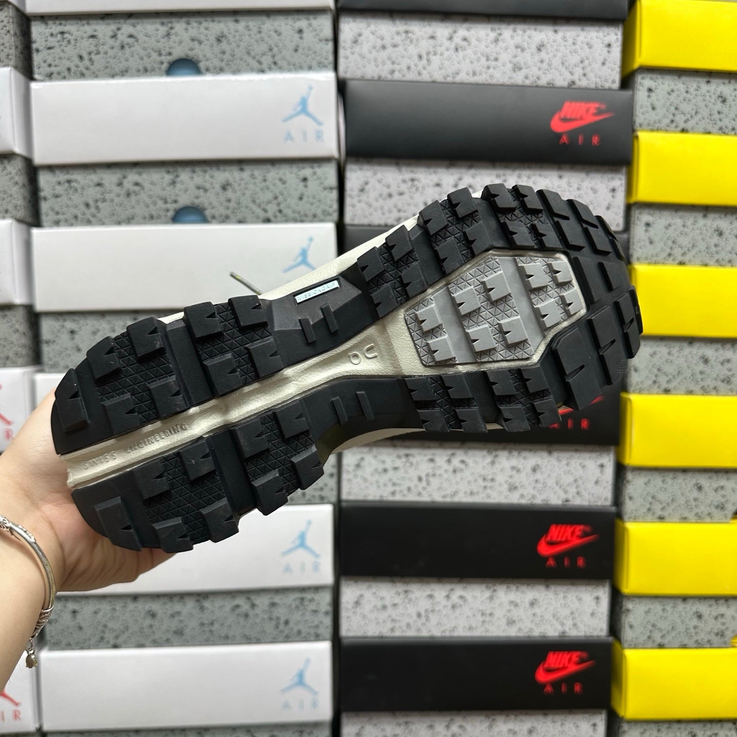 OnRunning Cloudrock Mid Waterproof - "Alloy Ice"
