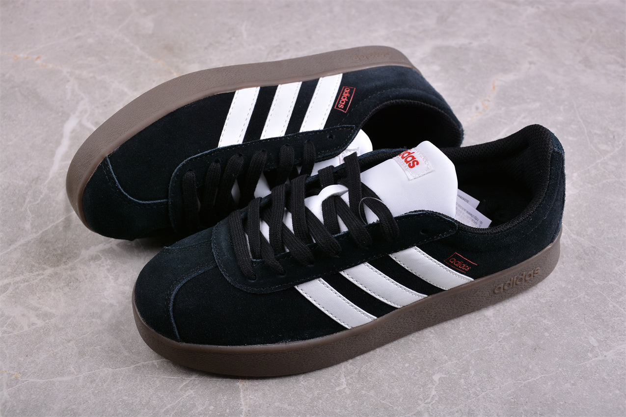 adidasUnisex Court 3.0 - Black