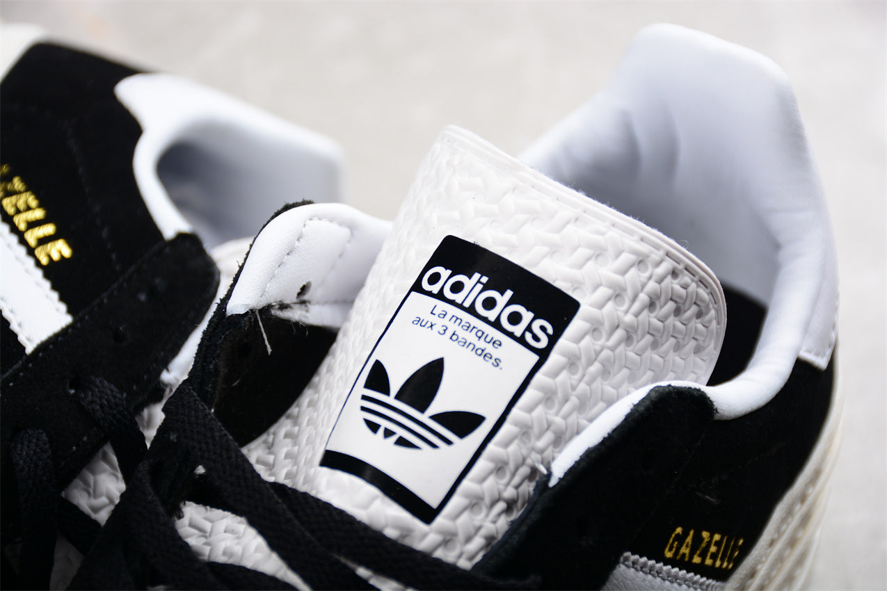adidasUnisex Gazzele Bold Celine -  Black