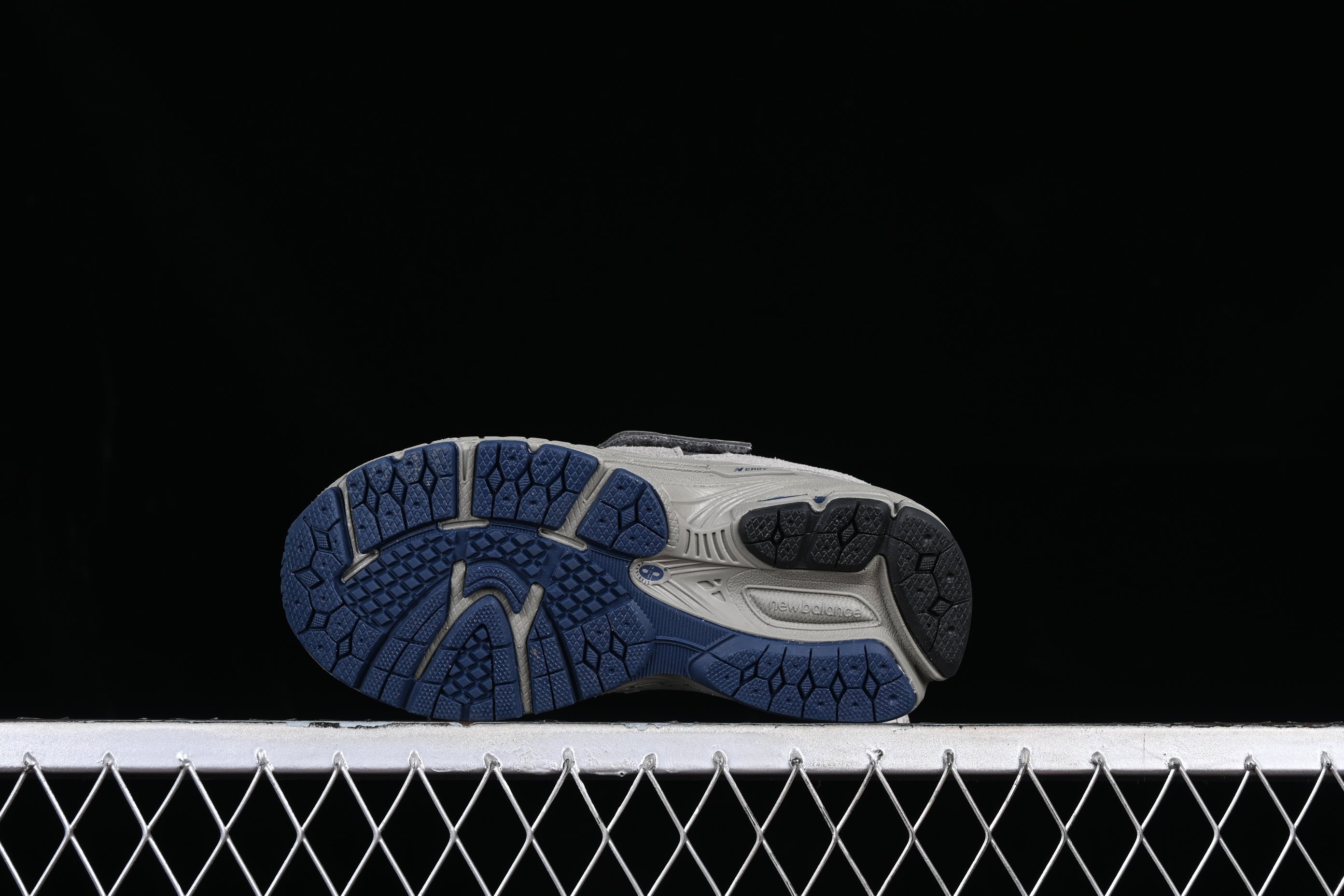 New Balance 2002R - Grey Pouch