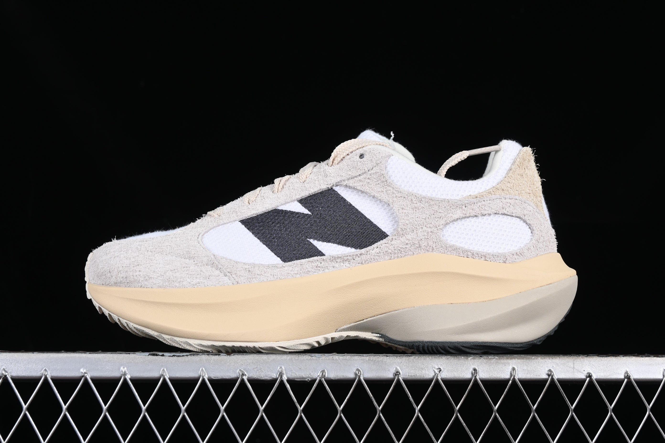 New Balance Warped - Sea Salt