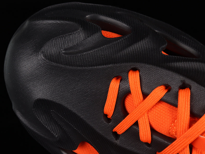 adifom Q - Black/Orange