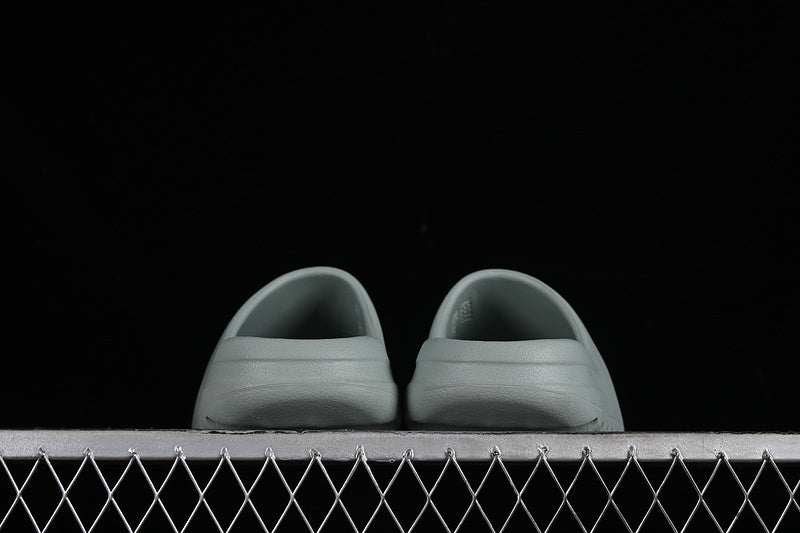 Yeezy Slide - Salt