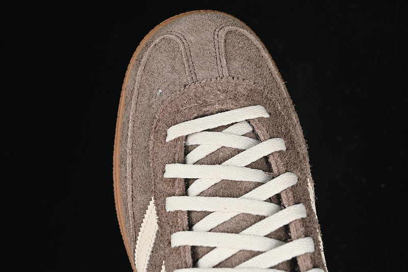 Handball Spezial - Earth Strata Gum