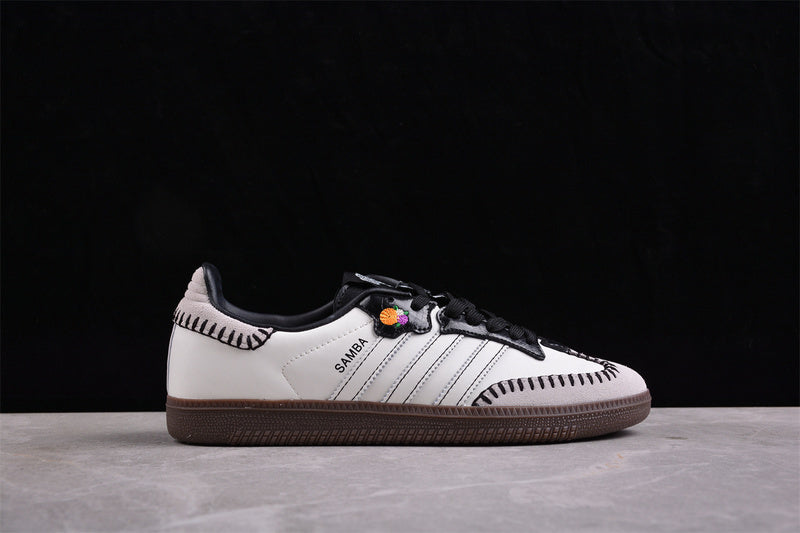 adidasUnisex Samba  - Off White Muertos
