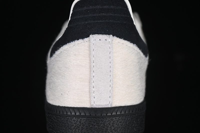 adidasUnisex Samba Wonder -  White Black