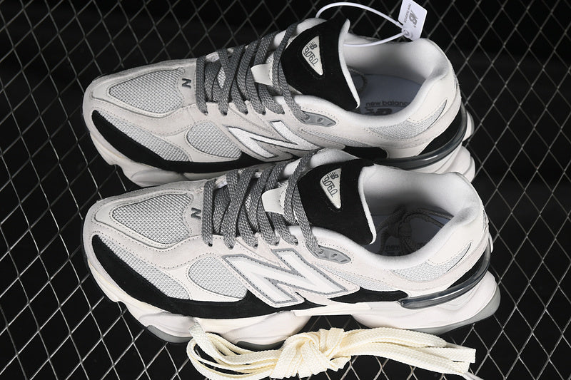 New Balance 9060 - Grey Black