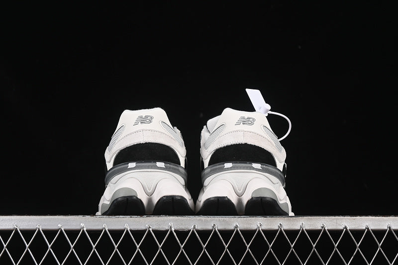 New Balance 9060 - Grey Black