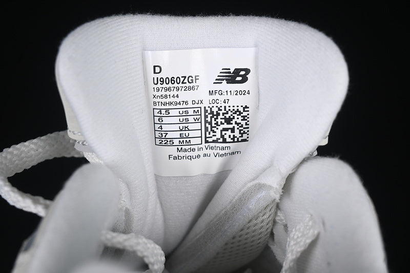 New Balance 9060 - Sea Salt