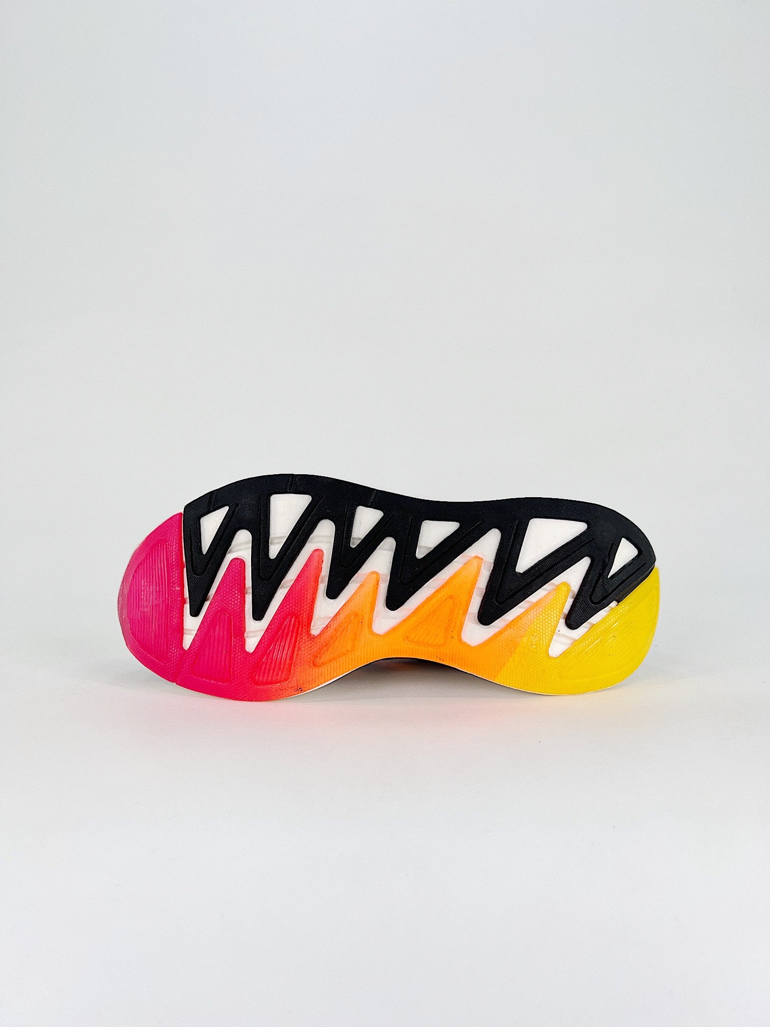 Concepts x adidasUnisex Adizero Aruku - White/Bright Red